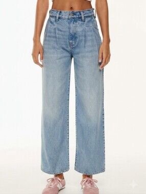 Aritzia Denim Forum Belinda High Rise Wide Leg Pleated Denim Jeans W25 Fits Sm
